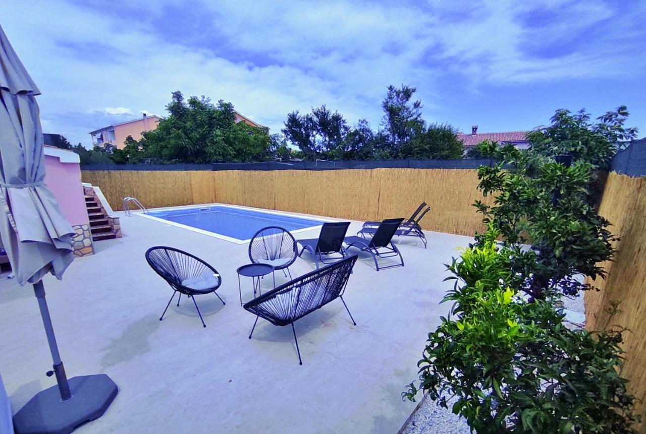 Flora Relax House, Free Parking Villa Peroj Exterior photo