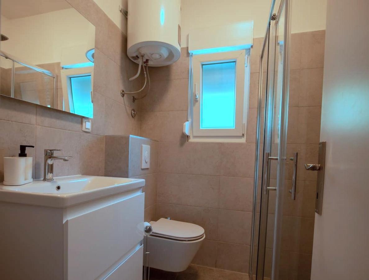 Flora Relax House, Free Parking Villa Peroj Exterior photo